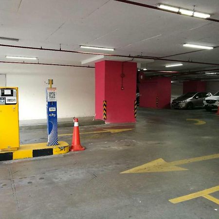 Vince'S Icity Soho Homestay Water Park Red Carpet Shah Alam Light City Central Экстерьер фото